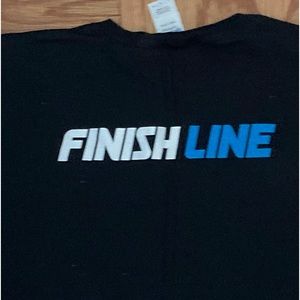 Victory Finish Line logo short sleeve tee shirt size Large
❤️🥰👩‍🦱